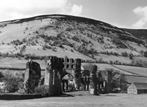 Llanthony: LLANTHONY ABBEY