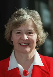 Golding: Llin Golding MP