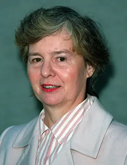 Golding: Llin Golding MP