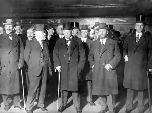 Trilby: Lloyd George and others on a railway platform