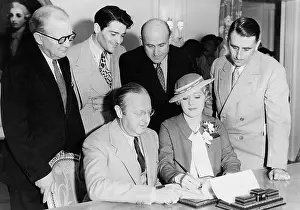 Sibling: Lloyd Wright, Francis Lederer, Samuel Goldwyn, N.A. McKay, J