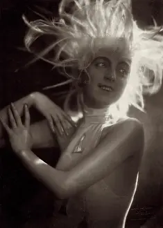 Hula: Lo Hesse