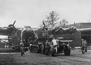Gigant: Loading a gun in a Messerschmitt Me 323, 1943