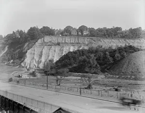 Expose: Loam Quarry, Fraser Road, Erith