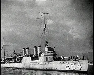 Loaned: A Loaned American Destroyer Arriving in Britain