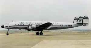 1049g: Lockheed 1049G Super Constellation of TWA's N7104C at I?