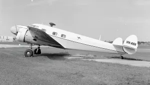 Australis: Lockheed 12A Electra Junior VH-ASV