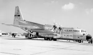 Dayton: Lockheed C-130E Hercules 63-7872