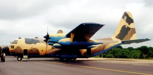 Greenham: Lockheed C-130H Hercules TK.10-07 - 301-07