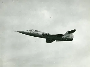 1300: Lockheed F-104B Starfighter, 57-1300