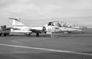 Starfighter: Lockheed F-104DJ Starfighter 36-5019
