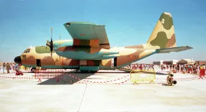 Ejercito: Lockheed KC-130H Hercules TK.10-10 - 31-53
