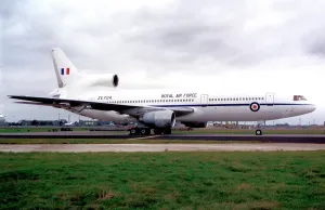 Freight: Lockheed L-1011 TriStar C.2 ZE704