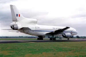Freight: Lockheed L-1011 TriStar C.2 ZE704