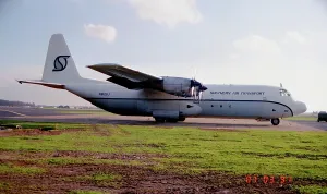 Mildenhall: Lockheed L100-30 Hercules N912SJ