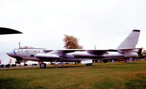 Stratojet: Lockheed-Marietta B-47E Stratojet 52-0271