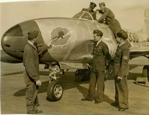Odiham: Lockheed P-80A-5-LO Shooting Star 44-8533? during a visit