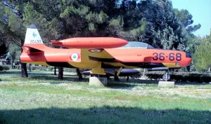 Dell: Lockheed RT-33A MM53-5430 - 36-68