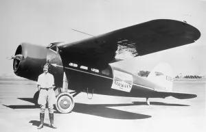 Aviatrix: Lockheed Vega 5 NC658E