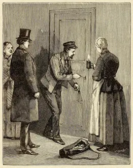 Landlady: Locksmith Opens Door