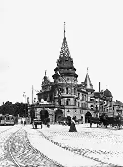 Bierkeller: Loewenbraeu Keller in Munich, 1913