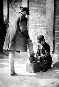Bootblack: London, Bootblack 1895