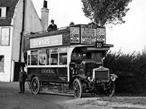 Aldgate: LONDON BUS