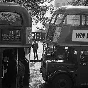 Deckers: London Buses