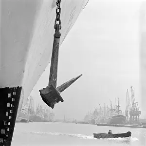 Anchors: London Docks