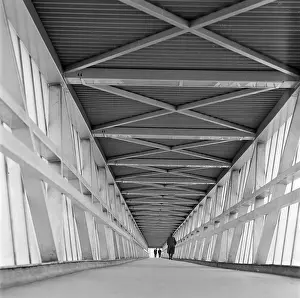 Footbridges: London Docks