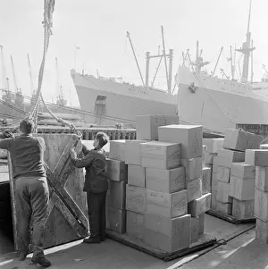 Pallet: London Docks