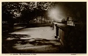 Murky: The London Embankment at Night