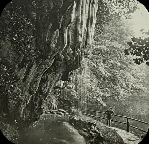 Gnarled: London, England - The Dropping Well