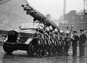 Tooley: London firemen learn to combat gas
