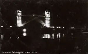 Bascule: London by Floodlight - Tower Bridge over the River Thames