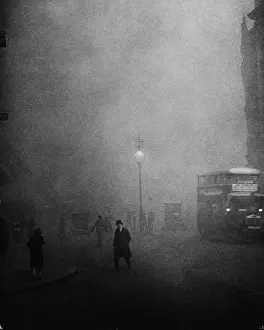 London in fog, 1930