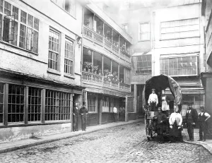 C1875: London, The George Inn c1875