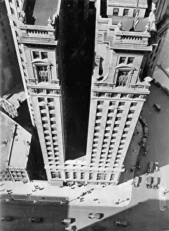 Wacker: The London Guaranty Building in Chicago