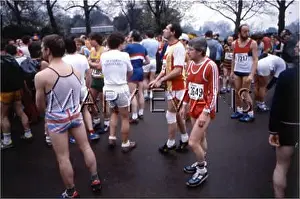 Joggers: LONDON MARATHON 1981