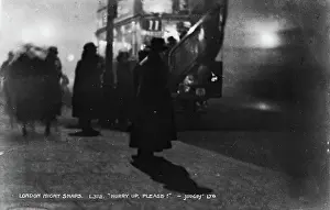 Snaps: London Night Snaps Hurry Up, Please!