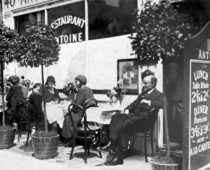LONDON RESTAURANT