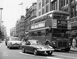 Routemaster: LONDON ROUTEMASTER BUS