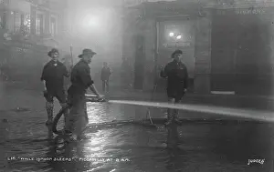 Highlighting: While London Sleeps