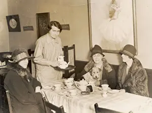 Wyndham: London Teashop 1927