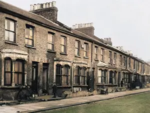 LONDON TERRACED HOUSING