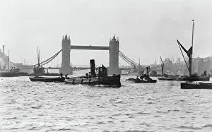 Highlighting: London Tower Bridge from the River