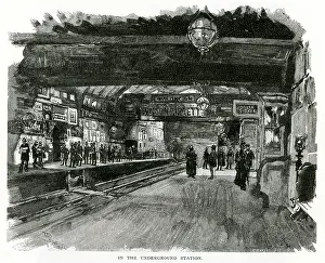 Platforms: London Underground railway, platform scene