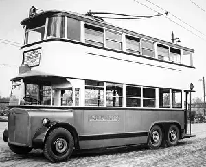 Tolworth: London United trolleybus