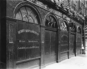 Frontage: LONDON WINE MERCHANTS