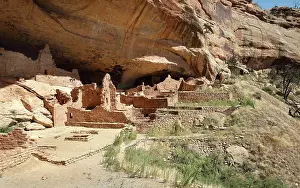 Overhang: Long House, Mesa Verde National Park, Colorado, USA